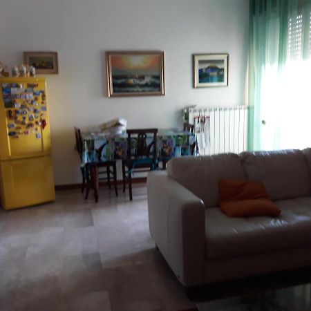 A Cremona Da Giusy Apartment Exterior photo